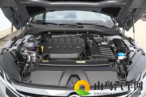 三港版普通话版片段~澎湃号:智能语音助手革新驾驶体验,未来汽车新宠即将登场-1