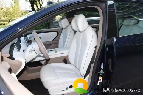 新车 ！售1099万元起_两种动力_配激光雷达，长安启源A06上市-3