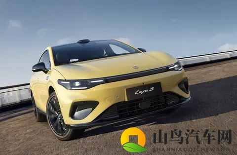 1058万元起!零跑Lafa5正式开启预售,配备8295芯片与激光雷达-3