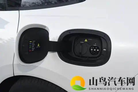 800V+激光雷达+前后排通风加热按摩，这款新车能否成功？-1