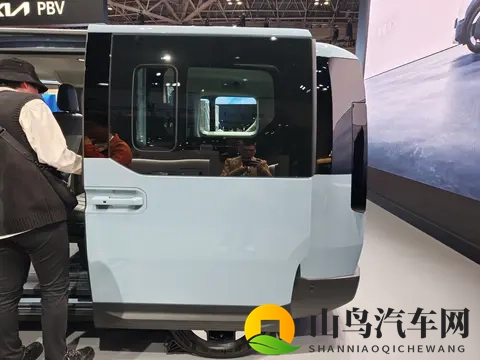 起亚PV5瞄准丰田海狮,滑板底盘可商可乘,商用车还是MPV?-1
