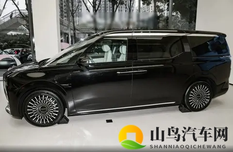 给家人的豪礼？ 来看看这款：试驾极氪009七座过道版的惊喜体验-2