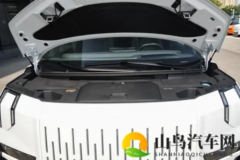 十一月降价后，再看极氪009：豪华MPV到底值不值得买？-3