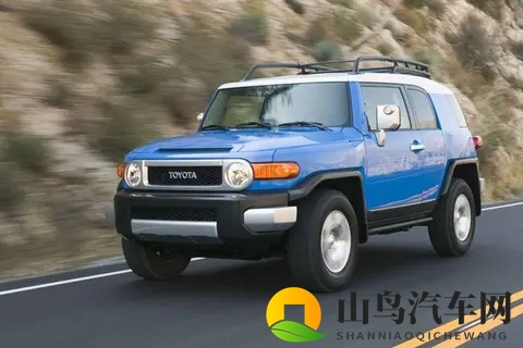 “一车传三代”的标准案例，迷你版丰田普拉多你有兴趣么？-3