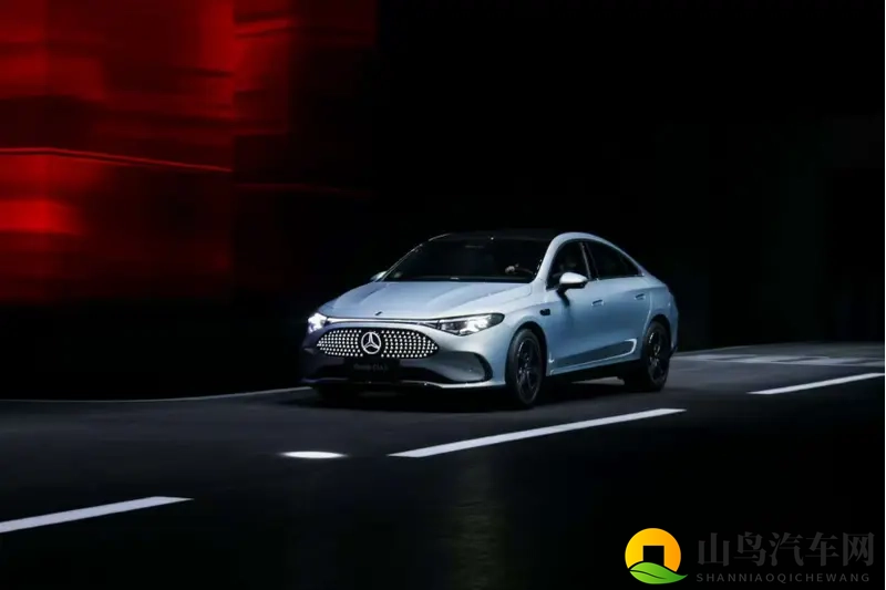 “电动最美奔驰” CLA EV 11 月 5 日上市-1