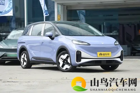 五菱星光730正式上市，配置与价格解析-3