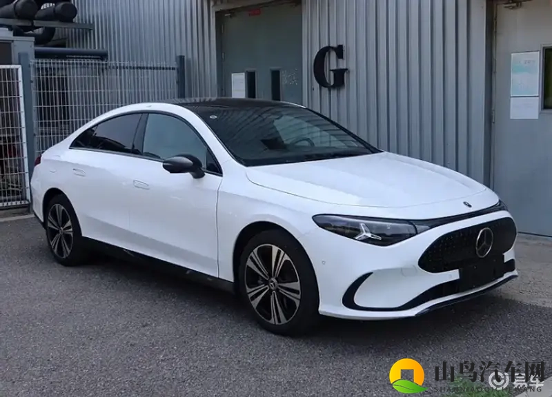 奔驰CLA 260 L申报图曝光 预售价25.9万起-1