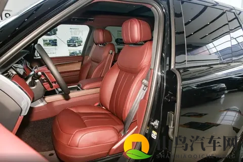 经典永不过时？揽胜外观设计相对“保守”，动力稳重而强劲-3