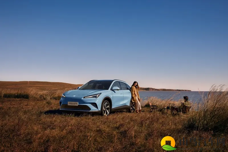 实力担当，极狐全新阿尔法T5增程版预售来袭-1