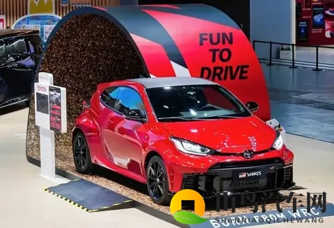 2025进博会：售价3998万起 丰田GR YARIS实车亮相-2