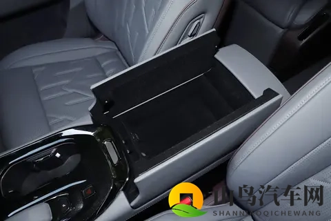 换过3台MPV的过来人，劝你别再犹豫了，现在入手极氪009值-2