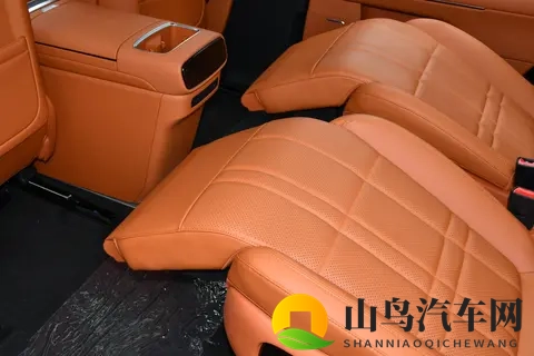 适合家用的六座SUV！大空间+低能耗，续航1032km-3