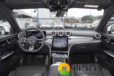 奔驰C级动力迎来蜕变，全系20T发动机能否重塑豪华标杆？-1