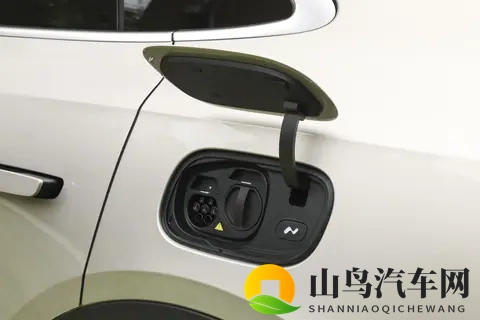 探索赛道伴侣，你的旅行新玩伴-1