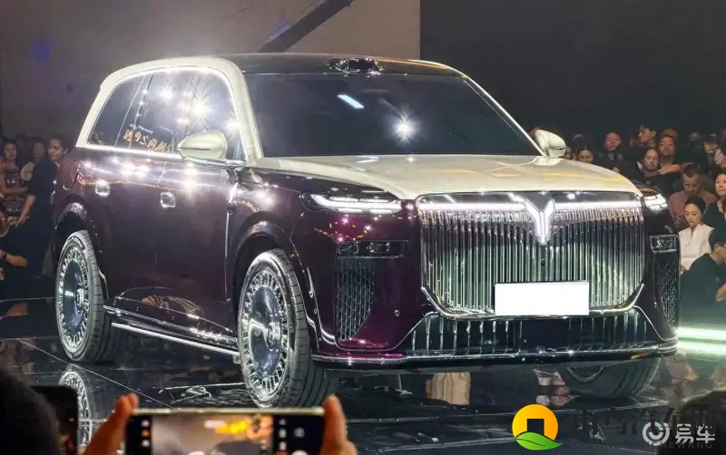 张律渝三部曲的观看人数和评价：《汽车狂热，三部曲引发行业热议》-1