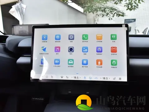 配激光雷达，纯电续航630km，1298万起，这轿跑SUV-2