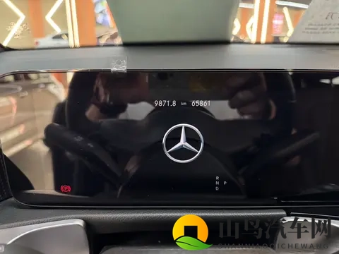 16万多拿下22款奔驰GLB，家用七座SUV新选择？-2