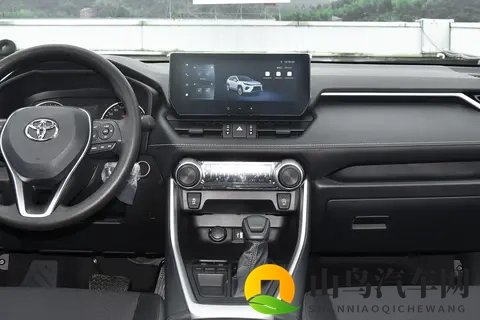 表哥纠结 “买新能源还是油车”，我带他开威兰达跑了趟露营-1