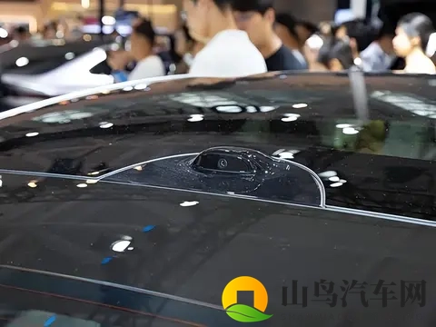 长安启源A06上市，提供纯电与增程选择，售价1099万元起-1