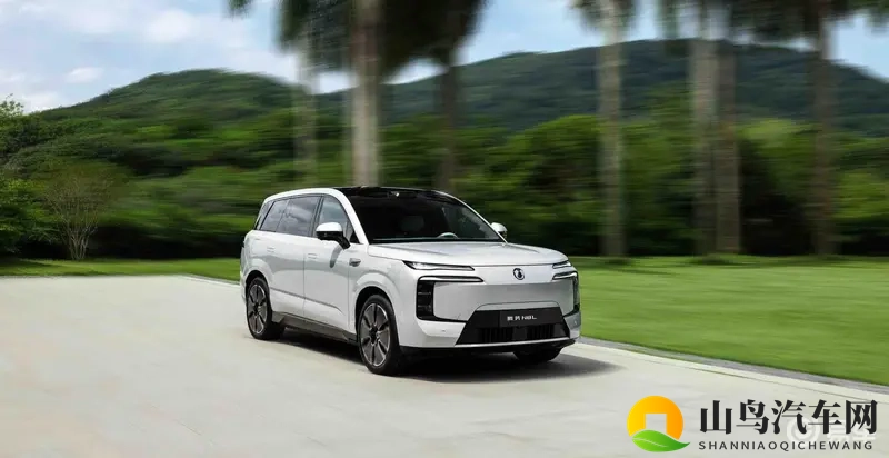 六座的N8L，腾势品牌的新希望-1