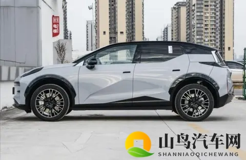 新款极氪X要上市！新色+37秒破百，15万级值吗？-3