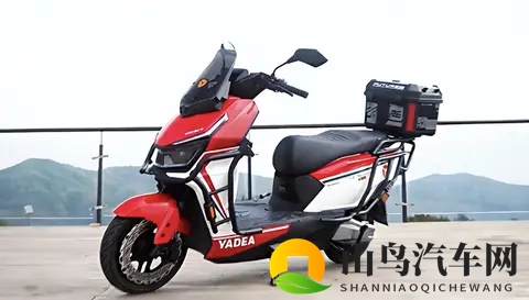 继台铃之后，雅迪也发布钠电池电动摩托车，冬天续航里程不再减少-2