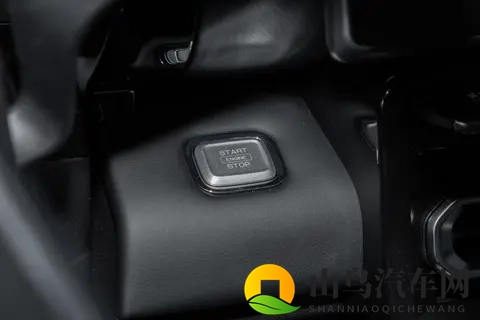 试驾捷途山海T1：15万级，经典方盒子＋三电机真四驱，可城可野？-1