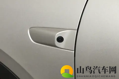 迟到的大六座，奇瑞风云T11只能捡“残羹冷炙”？-1