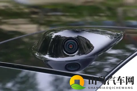 别让“大三排”变“大焦虑”，乐道L90和领克900谁更懂二胎家庭？-2