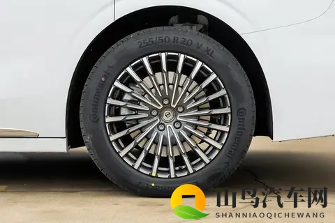 26款岚图梦想家实测后，我发现它确实重新定义了“舒适出行”-2