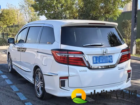 16万多拿下本田艾力绅,家用出行更舒适-2