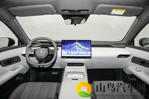 深蓝L06入门版实车曝光！配端到端辅助驾驶_预售1399万元-3