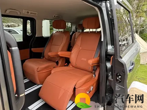 北汽锐胜M8将于11月5日预售！四种动力类型_中大型MPV-3