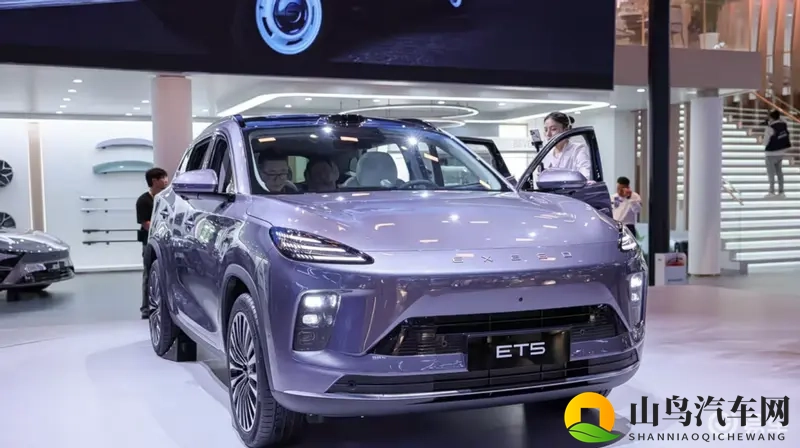 星途ET5预售1599万起，还在做高端车的梦-1