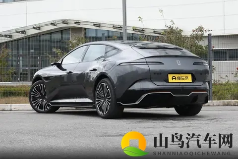 2026款阿维塔12:全系标配4颗激光雷达,还标配华为乾崑ADS 40-3