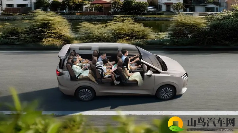 三种动力加持，五菱星光730仅73万元起！-1