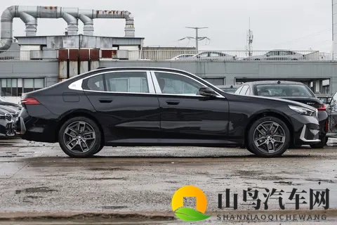 销量一跌再跌,宝马5系单月仅卖出9087辆,大降价难道也不管用?-2