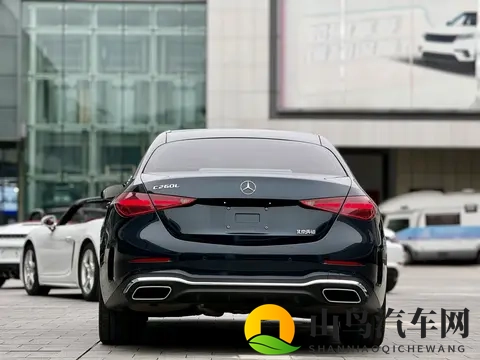 绿色准新C级,20多万圆你奔驰梦,还要啥自行车?-2