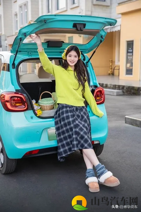 宏光MINIEV四门长续航版售价558万元，实用性再提升？-2