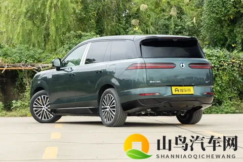 10月新上市的一款不纠结车型，让家庭出行更舒服-1