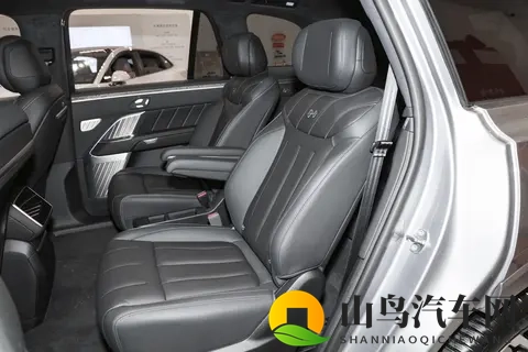 30万级大六座SUV抉择:深蓝S09与乐道L90,这些细节决定该选谁-3