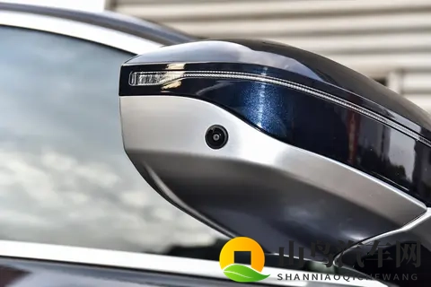 宝马集团前三季度税前利润8056亿欧元 同比下滑91%-1