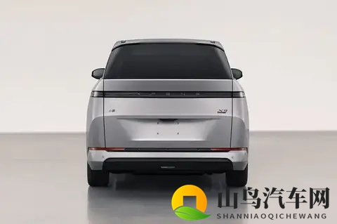 小鹏X9超级增程展车陆续到店 将于11月6日举办技术发布会-1