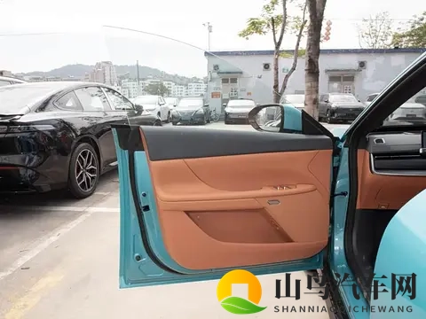 限时1399万起售 东风奕派eπ007+上市 全系标配激光雷达-2