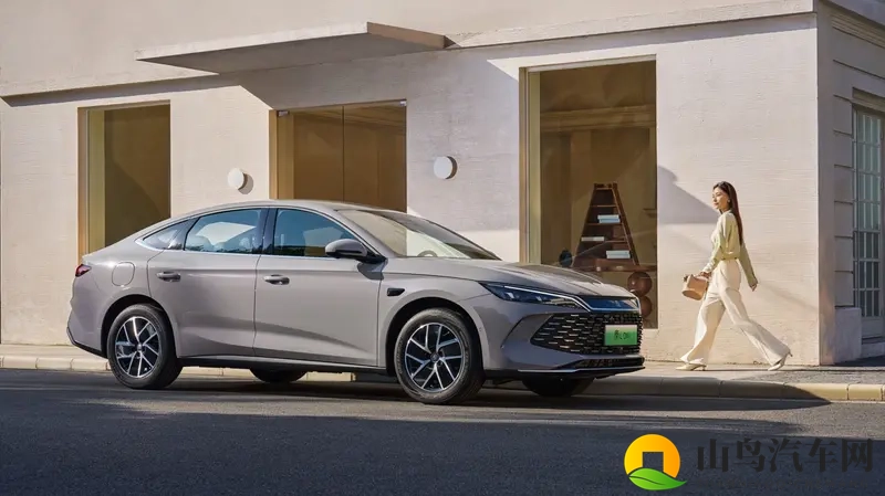 2026款秦L DM-i上市,针对家用核心配置升级-1