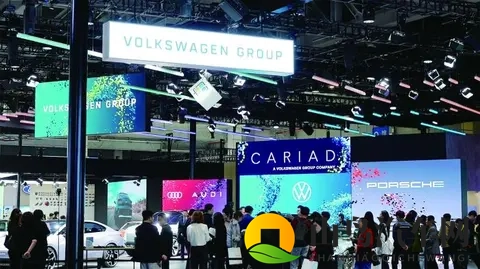 进博会12家顶级车企参展 特斯拉Cybercab亚太区首秀-2