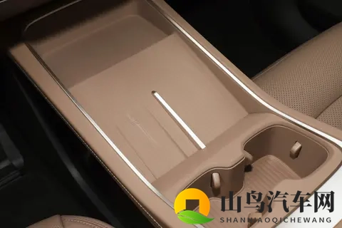 25万预算,买纯电SUV就选它了!乐道L60长续航版深度体验-3