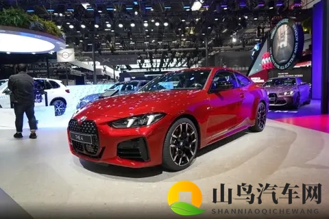 买豪华轿跑看这款！敞篷、两门全都有，宝马4系保姆级导购指南-1