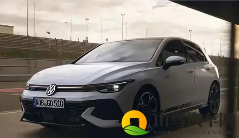 高尔夫GTI纪念版来了！内外焕新但动力依旧，喜欢吗？-2