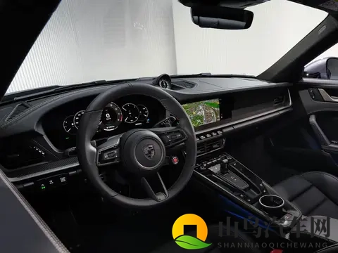 阿娇与冠希13分49秒的背景故事：阿娇与冠希情缘揭秘：那段13分49秒的往事-1